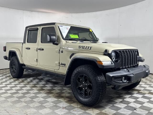 2022 Jeep Gladiator Sport