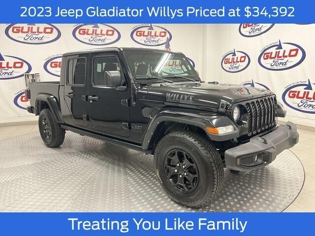 2023 Jeep Gladiator Sport — photo 1 of 13