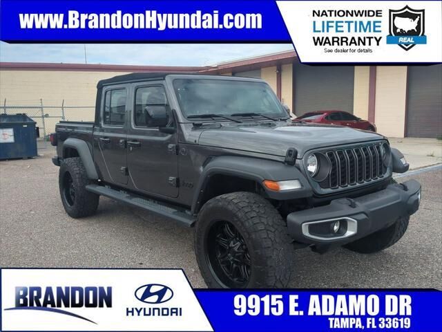 2024 Jeep Gladiator Sport