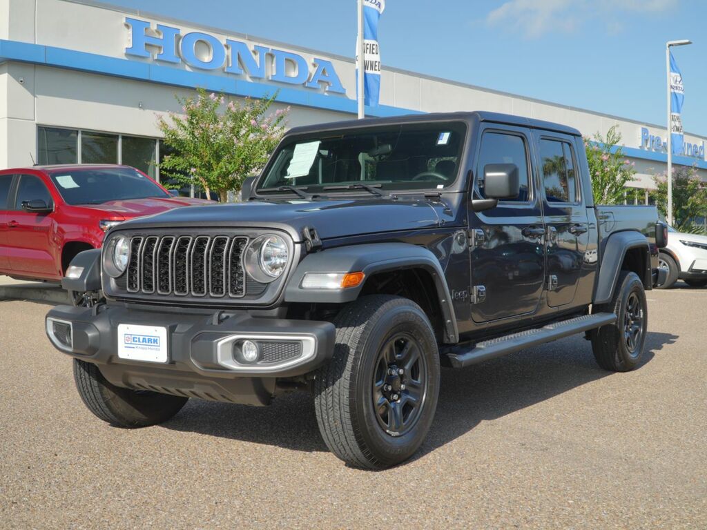 2024 Jeep Gladiator Sport — photo 1 of 13