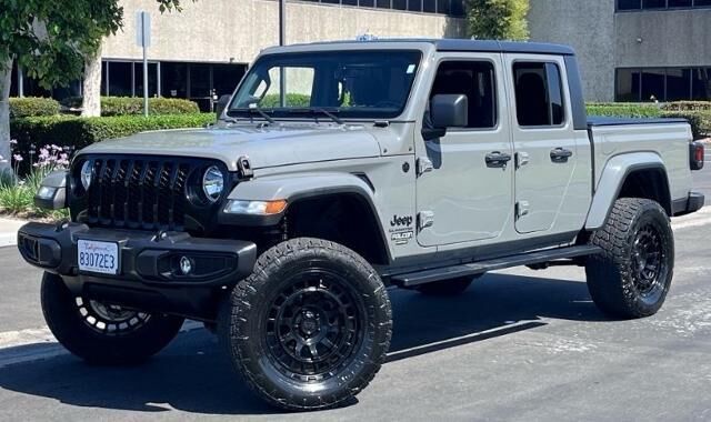 2021 Jeep Gladiator Sport