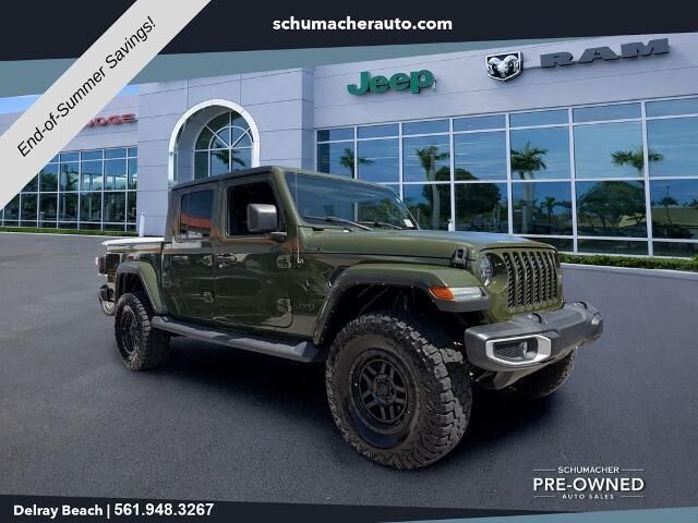 2022 Jeep Gladiator Sport