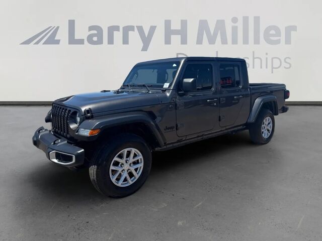 2023 Jeep Gladiator Sport