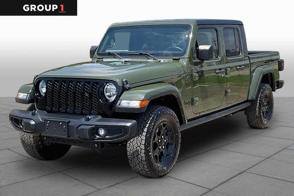 2023 Jeep Gladiator Sport — photo 1 of 14
