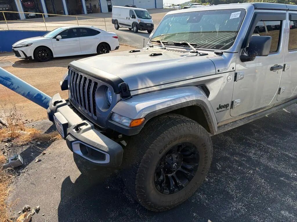 2021 Jeep Gladiator Sport — photo 1 of 13