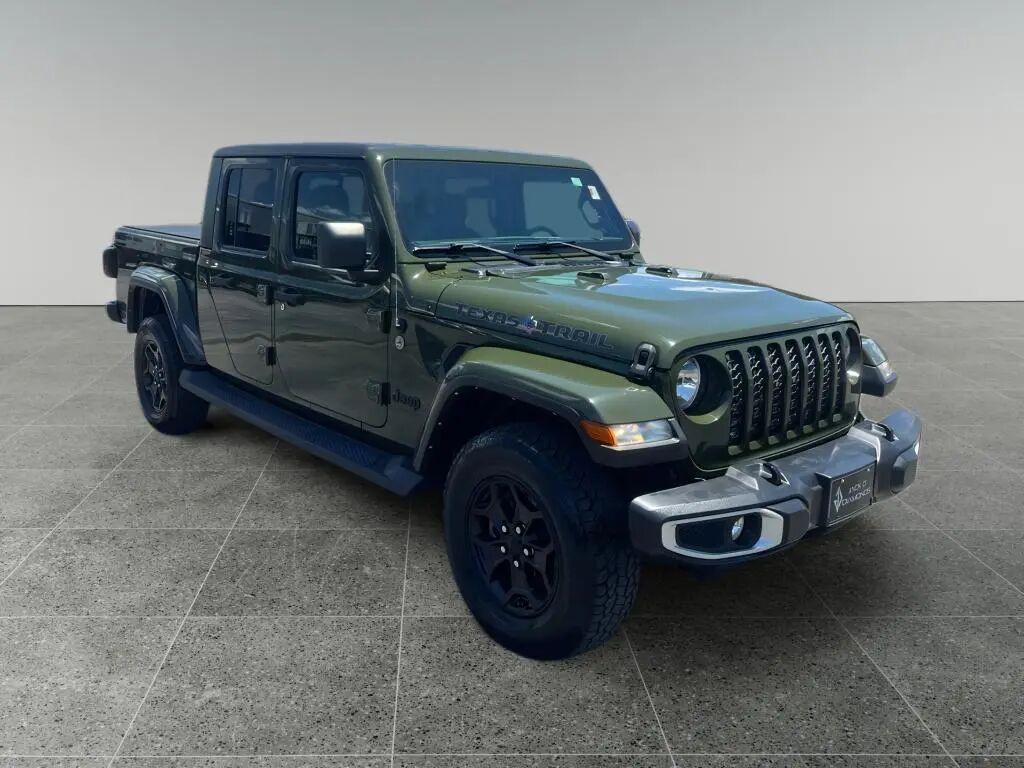 2021 Jeep Gladiator Sport — photo 1 of 13
