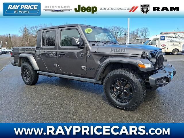 2022 Jeep Gladiator Sport