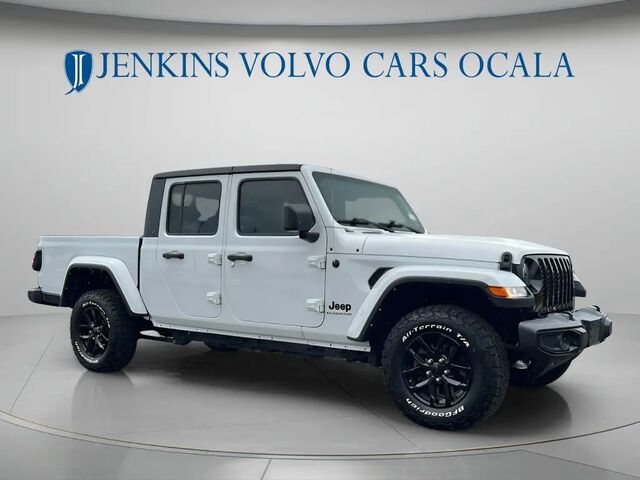 2022 Jeep Gladiator Sport