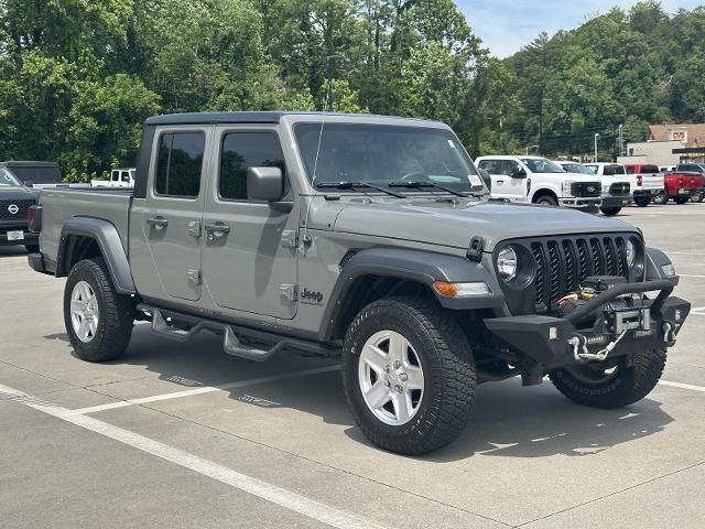 2023 Jeep Gladiator Sport