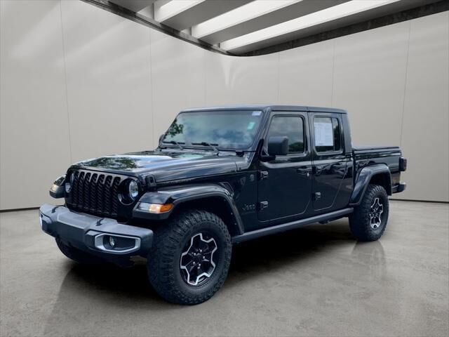 2022 Jeep Gladiator Sport — photo 1 of 13