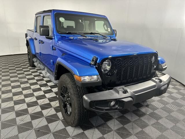 2022 Jeep Gladiator Sport