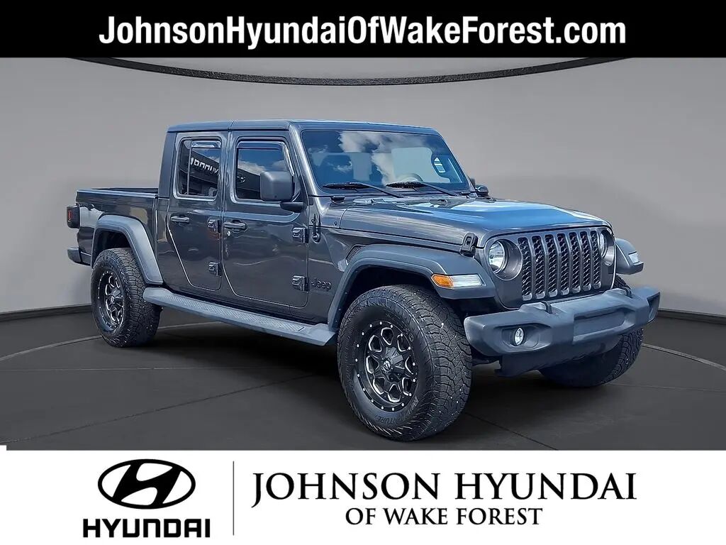 2020 Jeep Gladiator Sport — photo 1 of 13