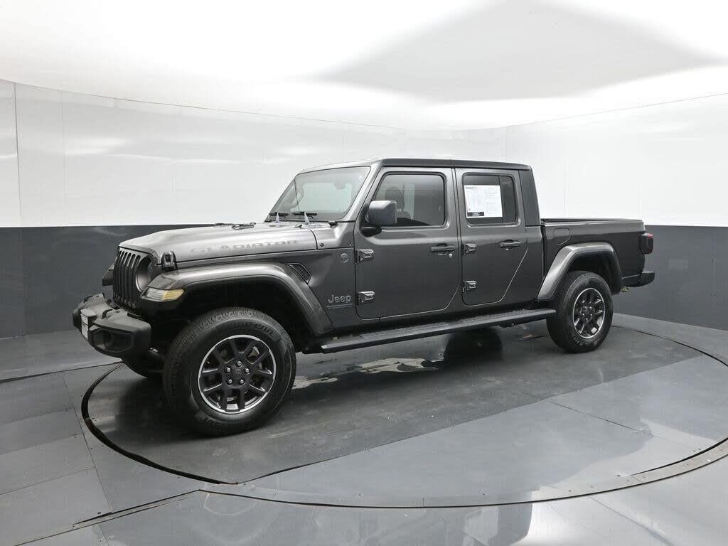 2021 Jeep Gladiator Sport — photo 1 of 1