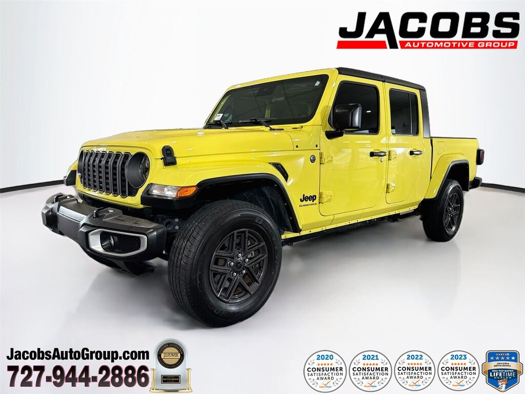 2024 Jeep Gladiator Sport S — photo 1 of 13
