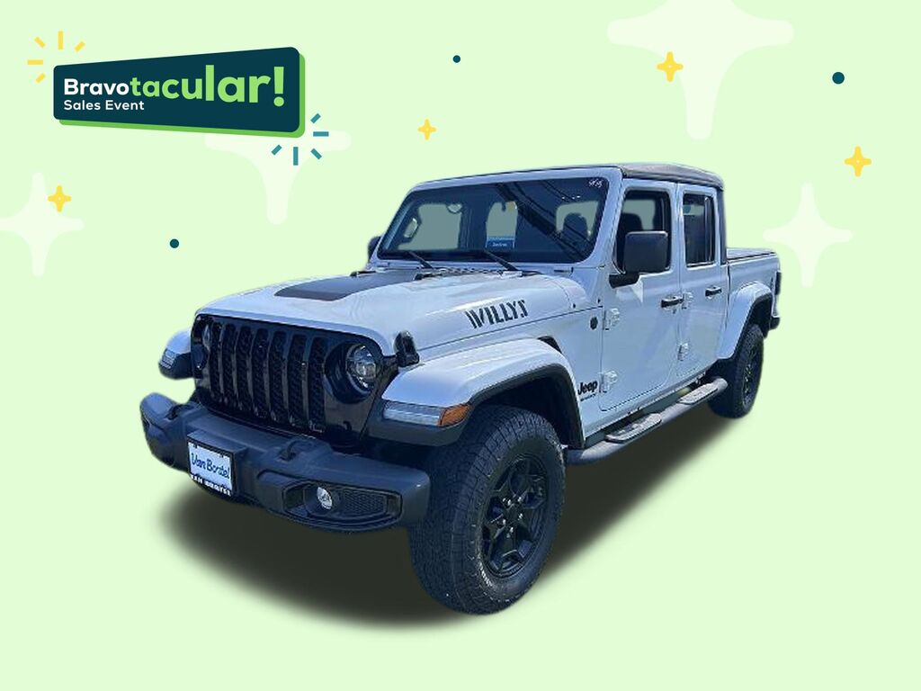 2022 Jeep Gladiator Willys 4x4 — photo 1 of 7
