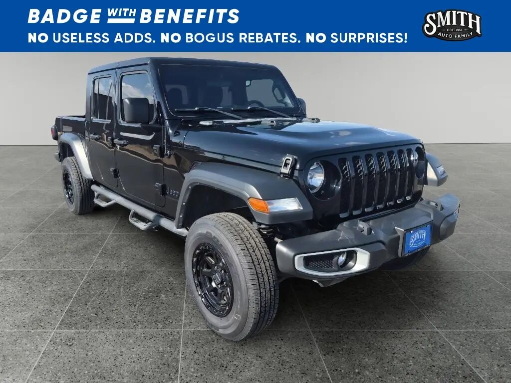 2023 Jeep Gladiator Sport — photo 1 of 12