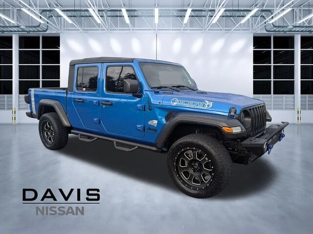 2020 Jeep Gladiator Sport