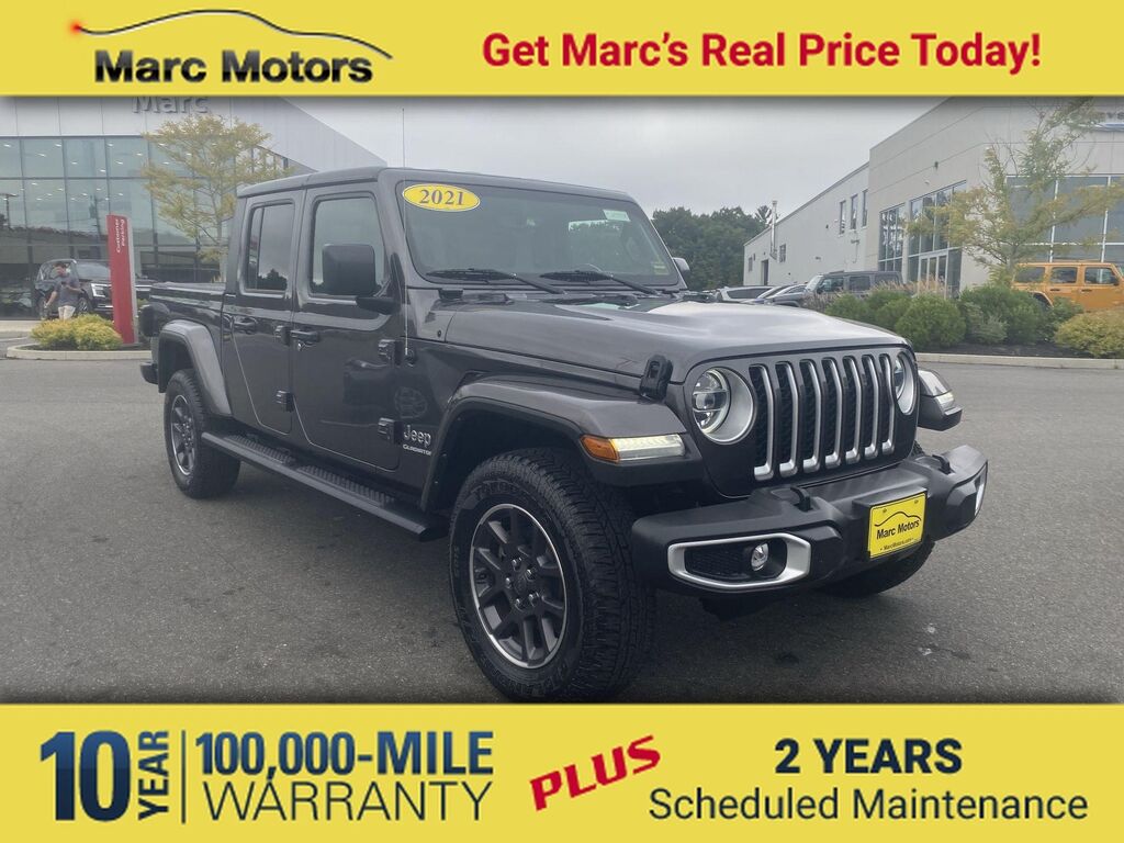2021 Jeep Gladiator Overland — photo 1 of 13