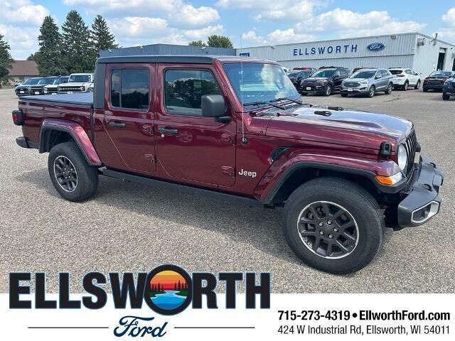 2021 Jeep Gladiator Overland