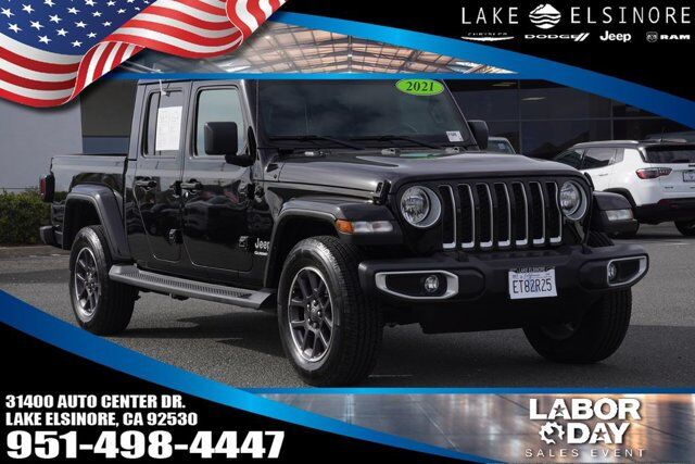 2021 Jeep Gladiator Overland — photo 1 of 13