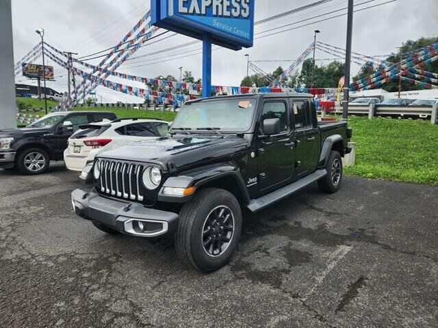 2022 Jeep Gladiator Overland