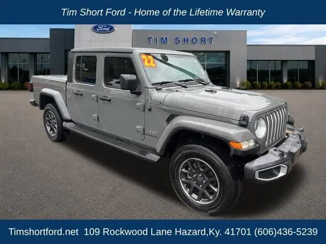 2022 Jeep Gladiator Overland — photo 1 of 13