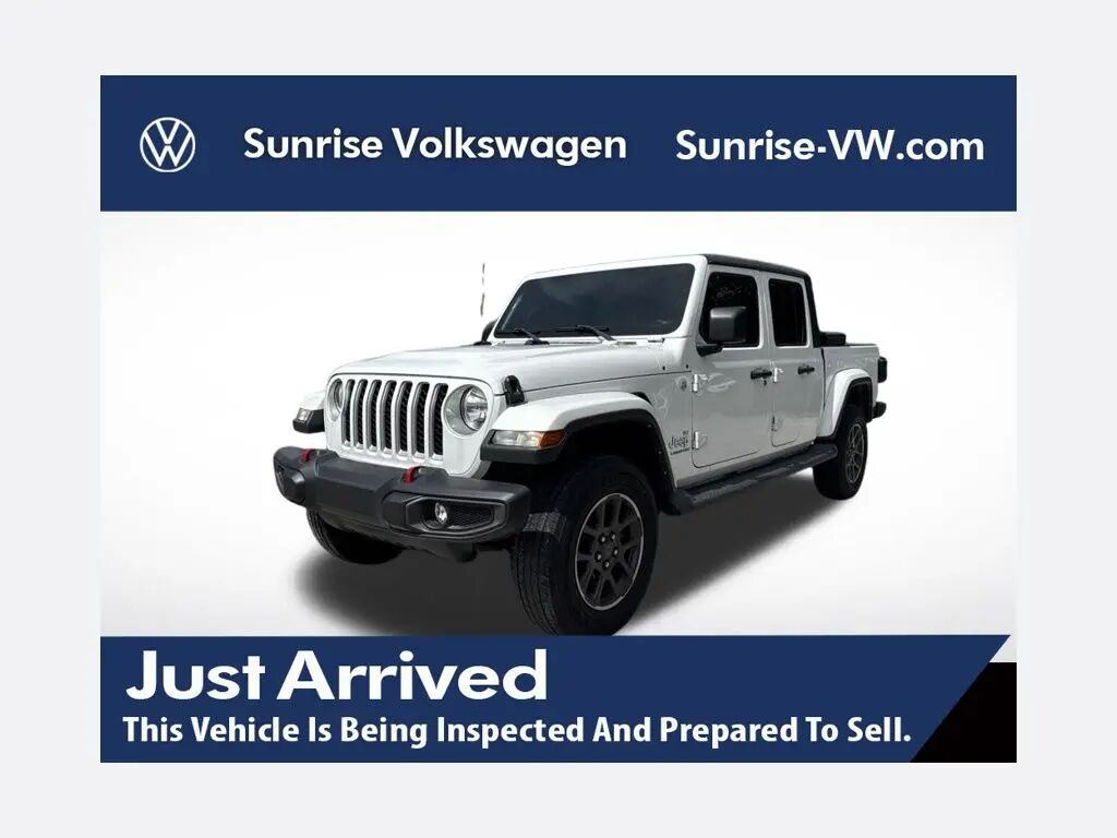 2022 Jeep Gladiator Overland — photo 1 of 13