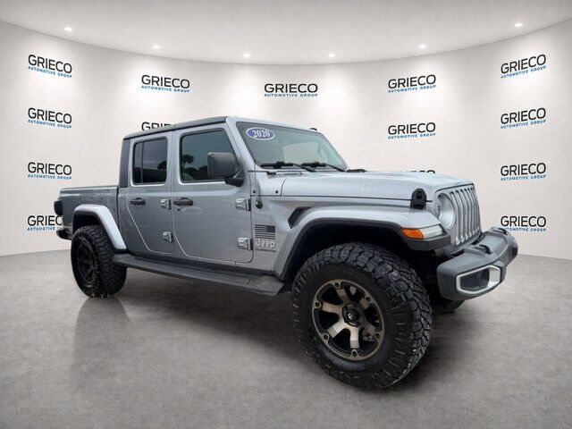 2020 Jeep Gladiator Overland — photo 1 of 1