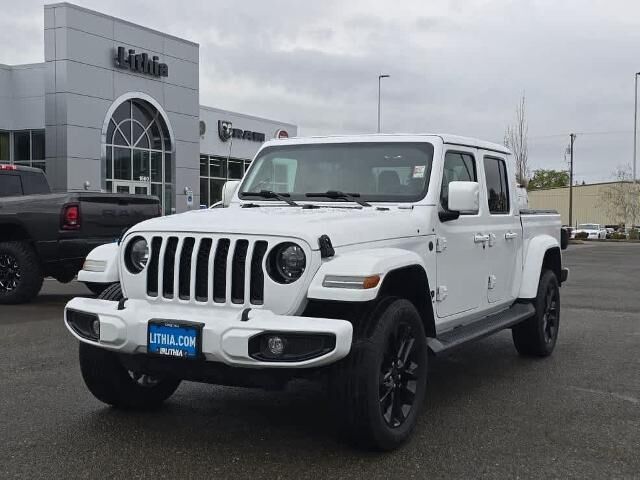 2023 Jeep Gladiator Overland — photo 1 of 13