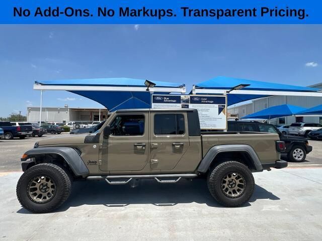 2020 Jeep Gladiator Sport