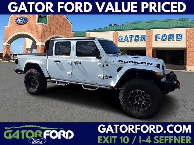 2020 Jeep Gladiator Rubicon — photo 1 of 13