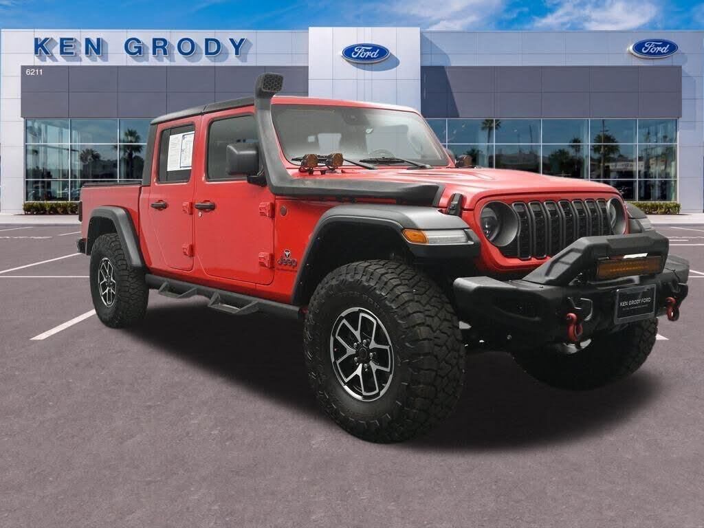 2024 Jeep Gladiator Rubicon — photo 1 of 1