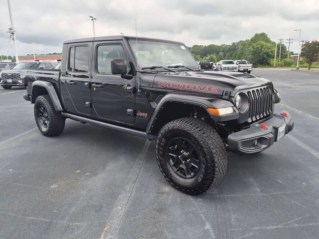 2022 Jeep Gladiator Mojave — photo 1 of 13