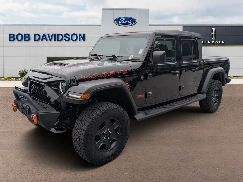 2023 Jeep Gladiator Mojave — photo 1 of 13