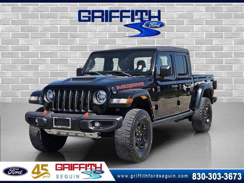 2022 Jeep Gladiator Mojave — photo 1 of 1