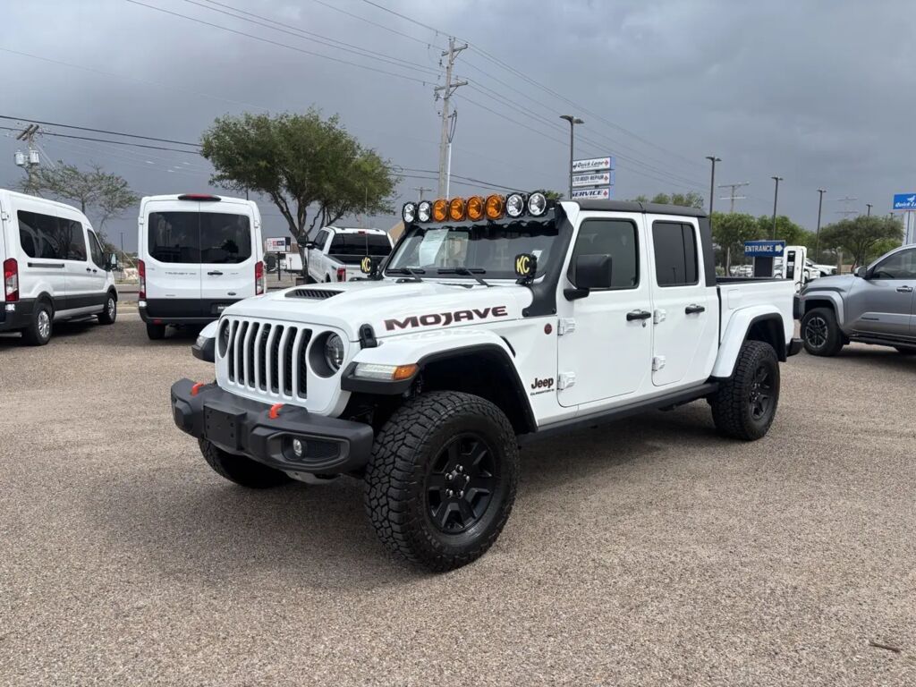 2023 Jeep Gladiator Mojave — photo 1 of 13