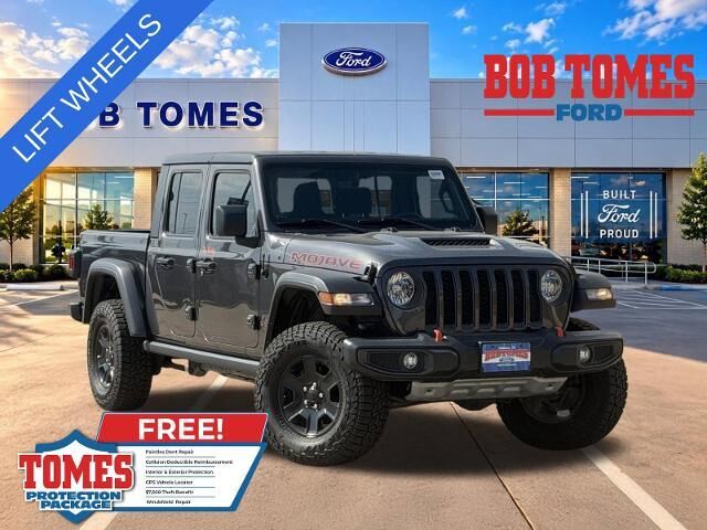 2023 Jeep Gladiator Mojave — photo 1 of 13