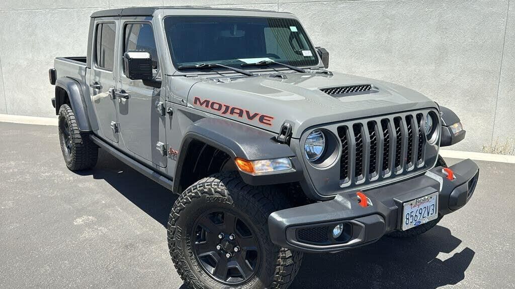 2023 Jeep Gladiator Mojave — photo 1 of 1
