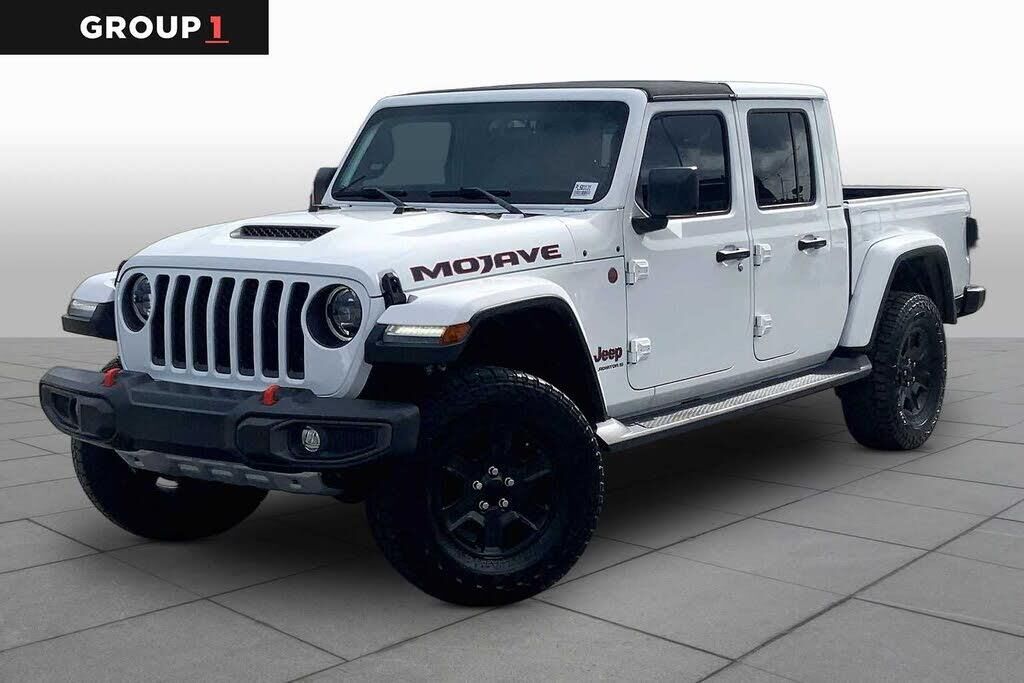 2023 Jeep Gladiator Mojave — photo 1 of 1