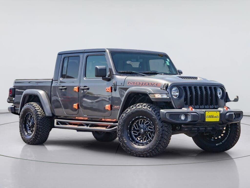 2021 Jeep Gladiator Mojave — photo 1 of 1