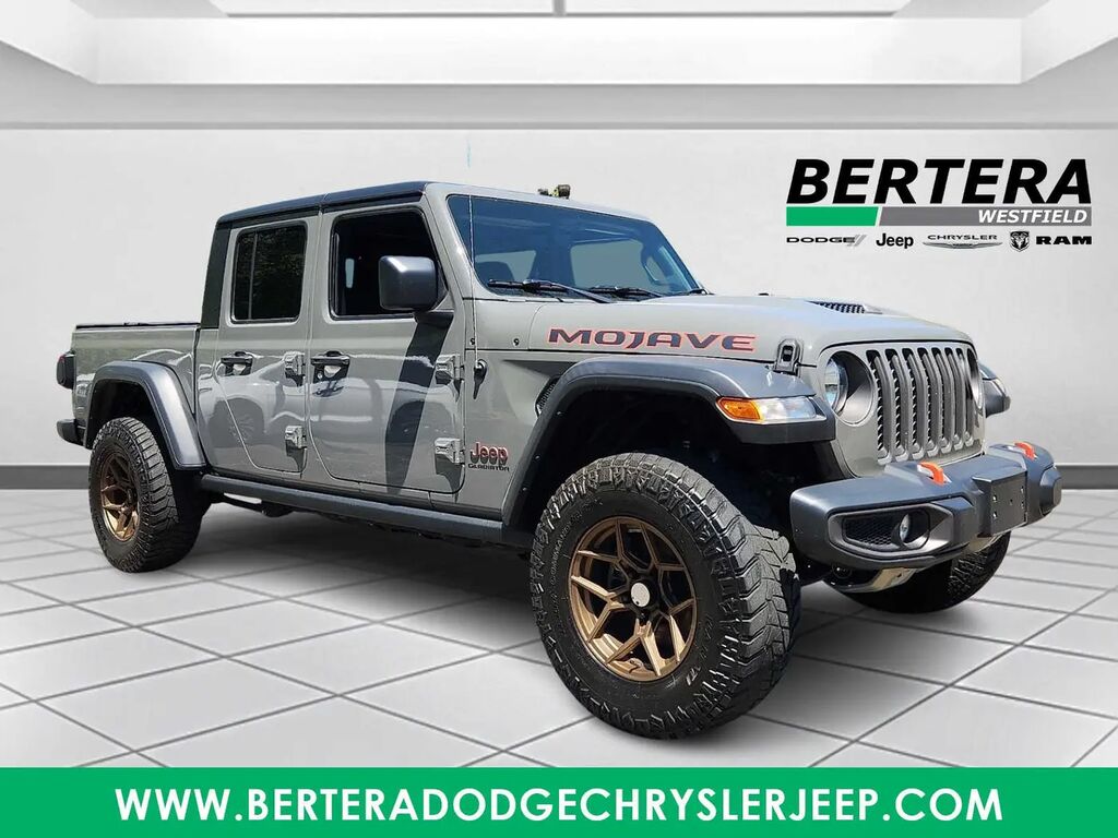2021 Jeep Gladiator Mojave — photo 1 of 13