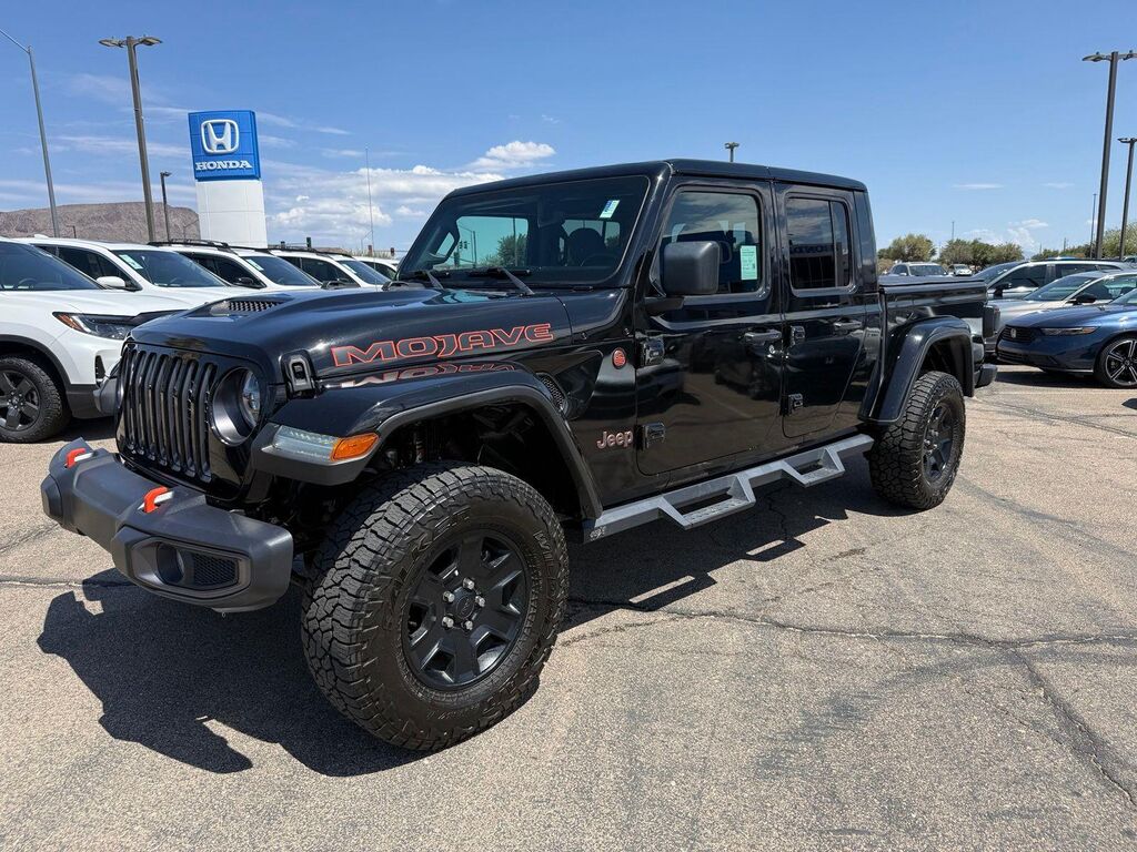 2023 Jeep Gladiator Mojave — photo 1 of 13