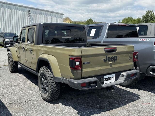 2025 Jeep Gladiator Willys