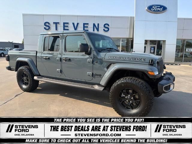2025 Jeep Gladiator Sport