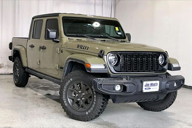 2025 Jeep Gladiator Sport