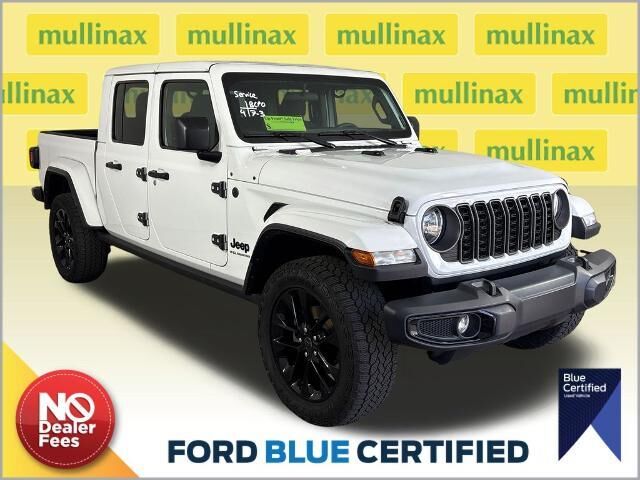 2025 Jeep Gladiator Sport