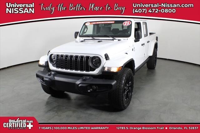 2025 Jeep Gladiator NightHawk — photo 1 of 11