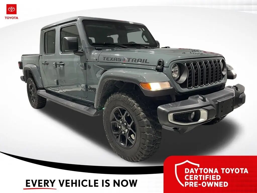 2025 Jeep Gladiator Texas Trail — photo 1 of 10