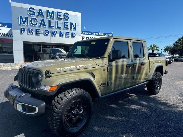 2025 Jeep Gladiator Sport
