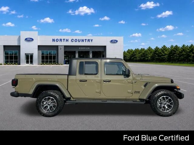2025 Jeep Gladiator Sport